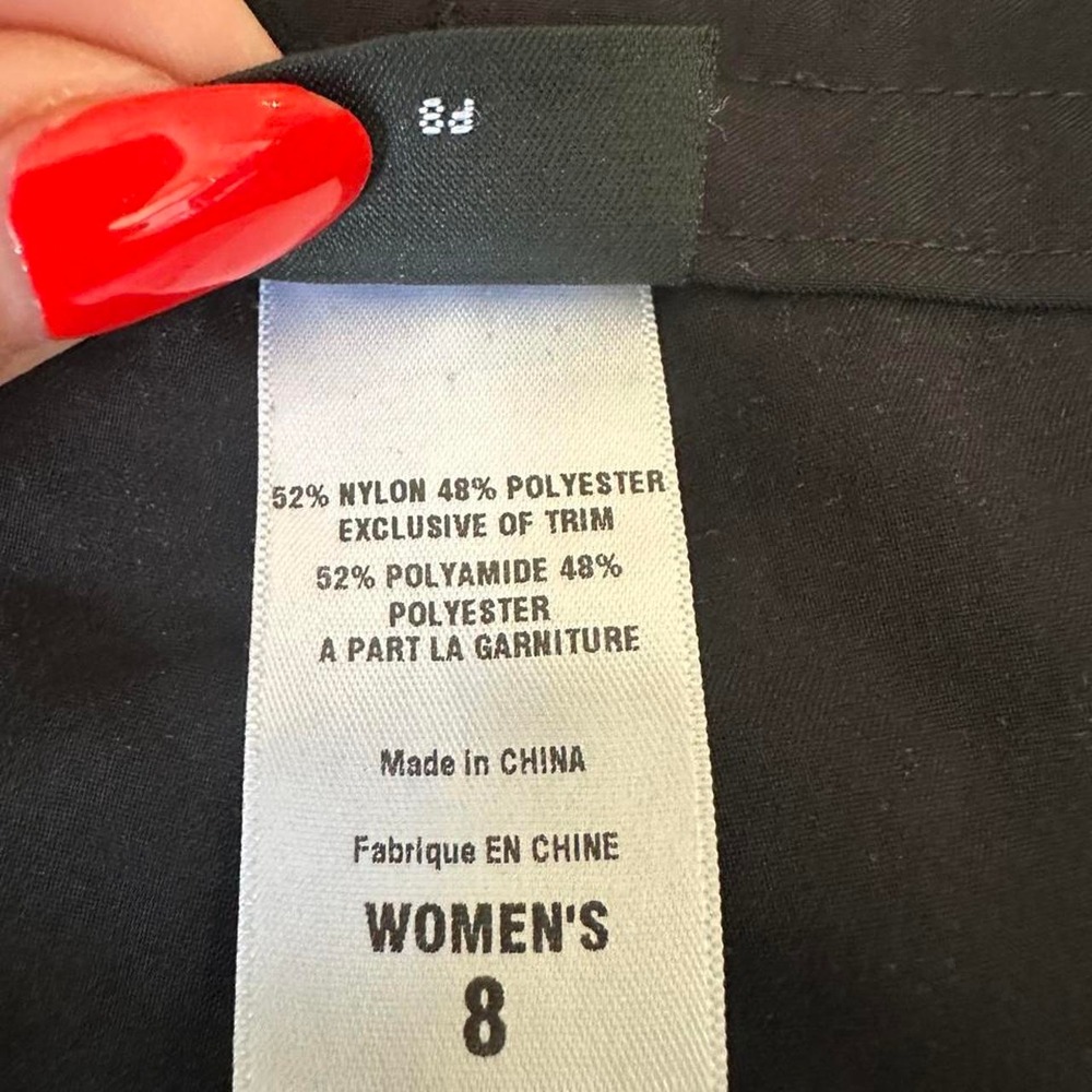 Patagonia Women's Black Cargo Pocket Skort Size 8 - Picture 3 of 7